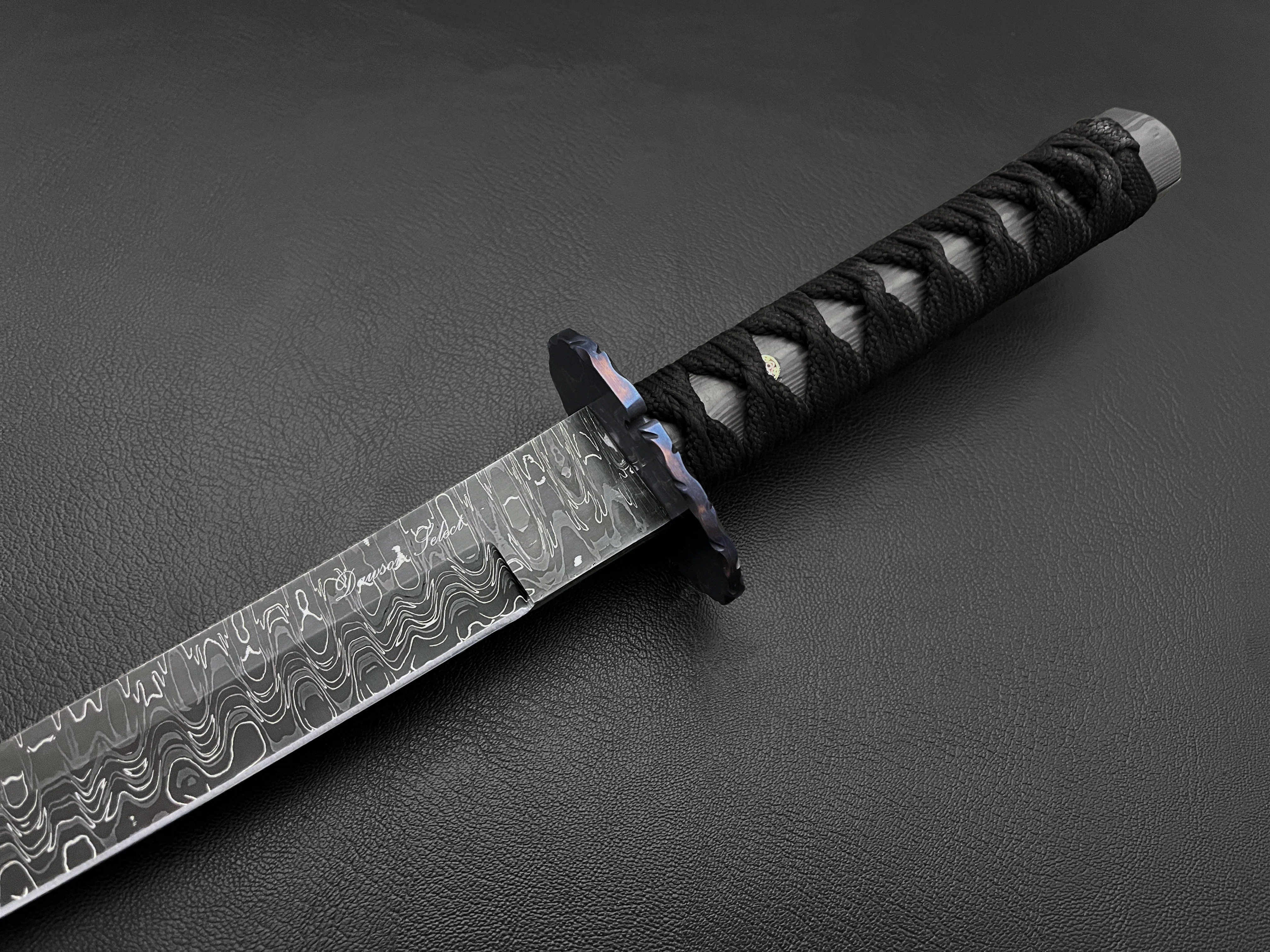 Seeker | Japanese Style Tanto | Dawson Select Steel | Carbon Fiber Handle - Image 3