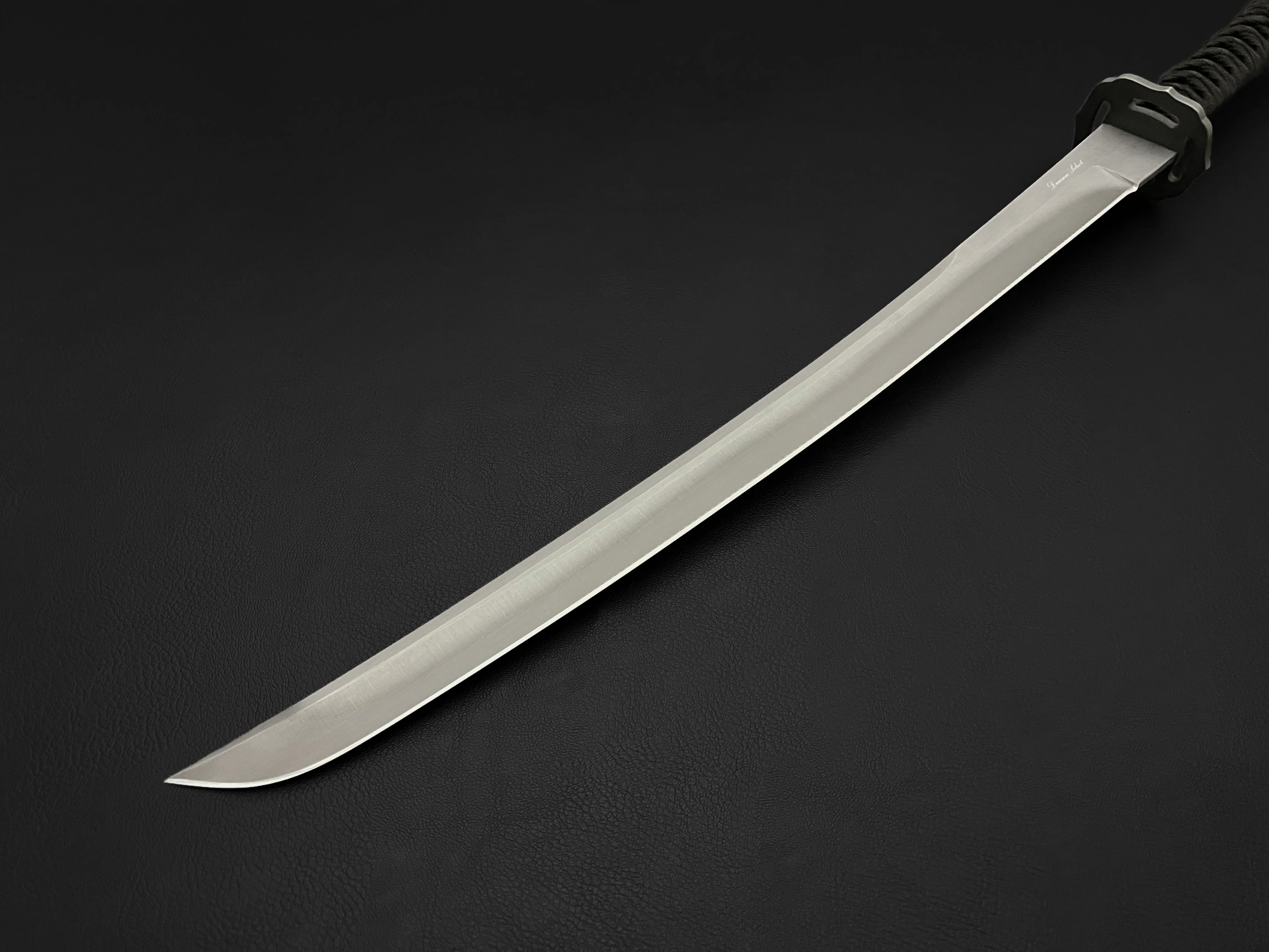 Tokugawa | 20" Dawson Select Japanese Katana | Hamon | Arizona Ironwood - Image 2