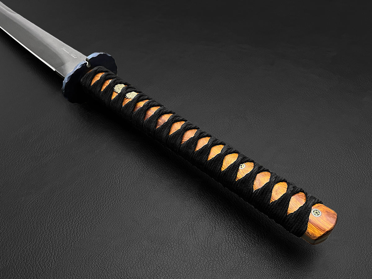 Tokugawa | 23" Dawson Select Japanese Katana | Hamon | Arizona Ironwood - Image 2