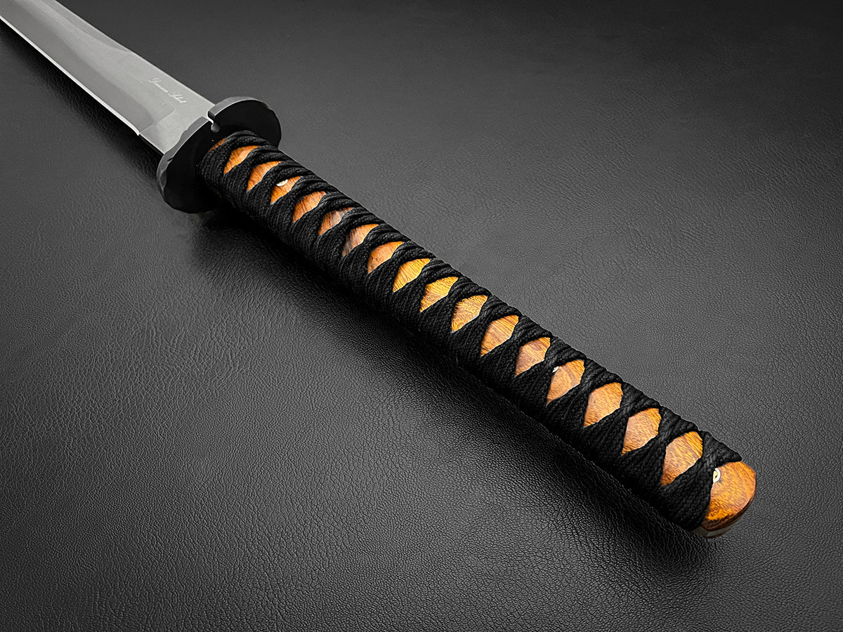Tokugawa | 20" Dawson Select Japanese Katana | Hamon | Arizona Ironwood - Image 4